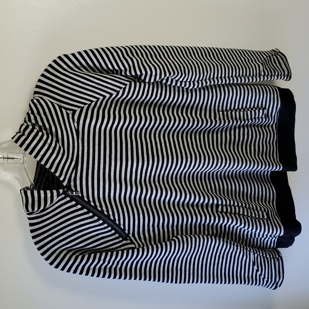 Cable and Gauge long sleeve hoodie
